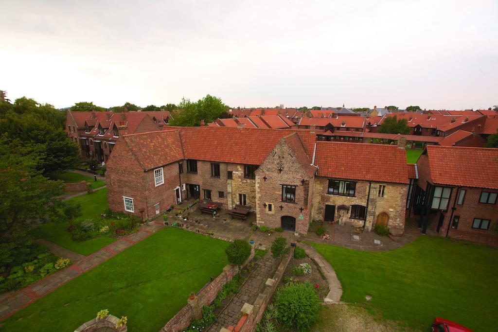Yha Beverley Friary Exterior photo